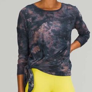 Lululemon To The Point Long Sleeve *Mist Size 4/6